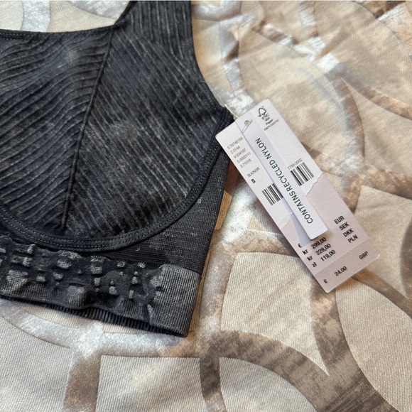 UO Black Seamless Rib Acid Wash Square Neck Lounge Bra Size Small - Picture 9 of 10